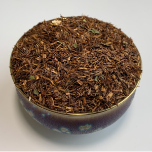 Чай ройбуш клубничный высший сорт 100 г. Photo 3